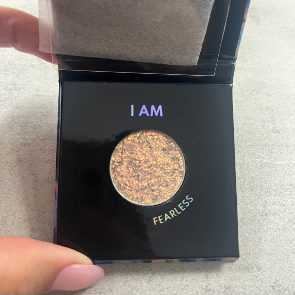 Danessa Myricks Lightwork Volume V Palette’s I Am Fearless Single Eyeshadow - Picture 6 of 11